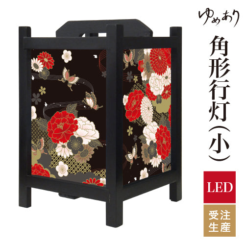牡丹に舞う 黒【角形行灯（小）】